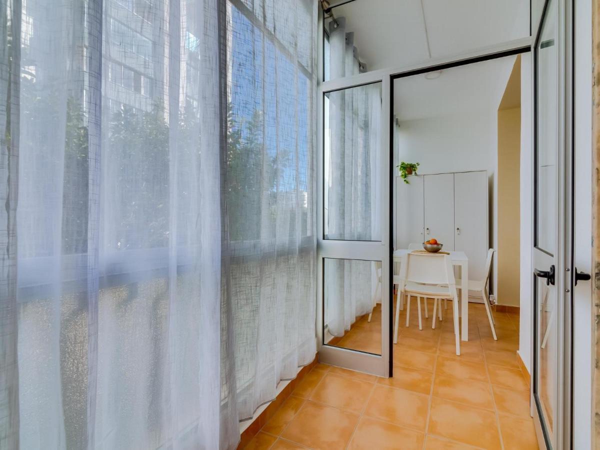 Al - Beachside Hideaway Quarteira Exterior photo